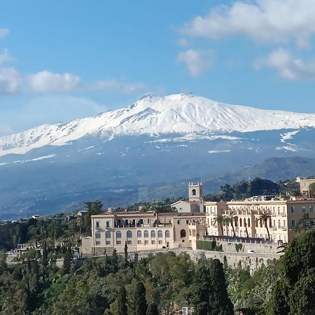 Aly Art Apartment Taormina Duomo, Gulf & Etna View Dış mekan fotoğraf