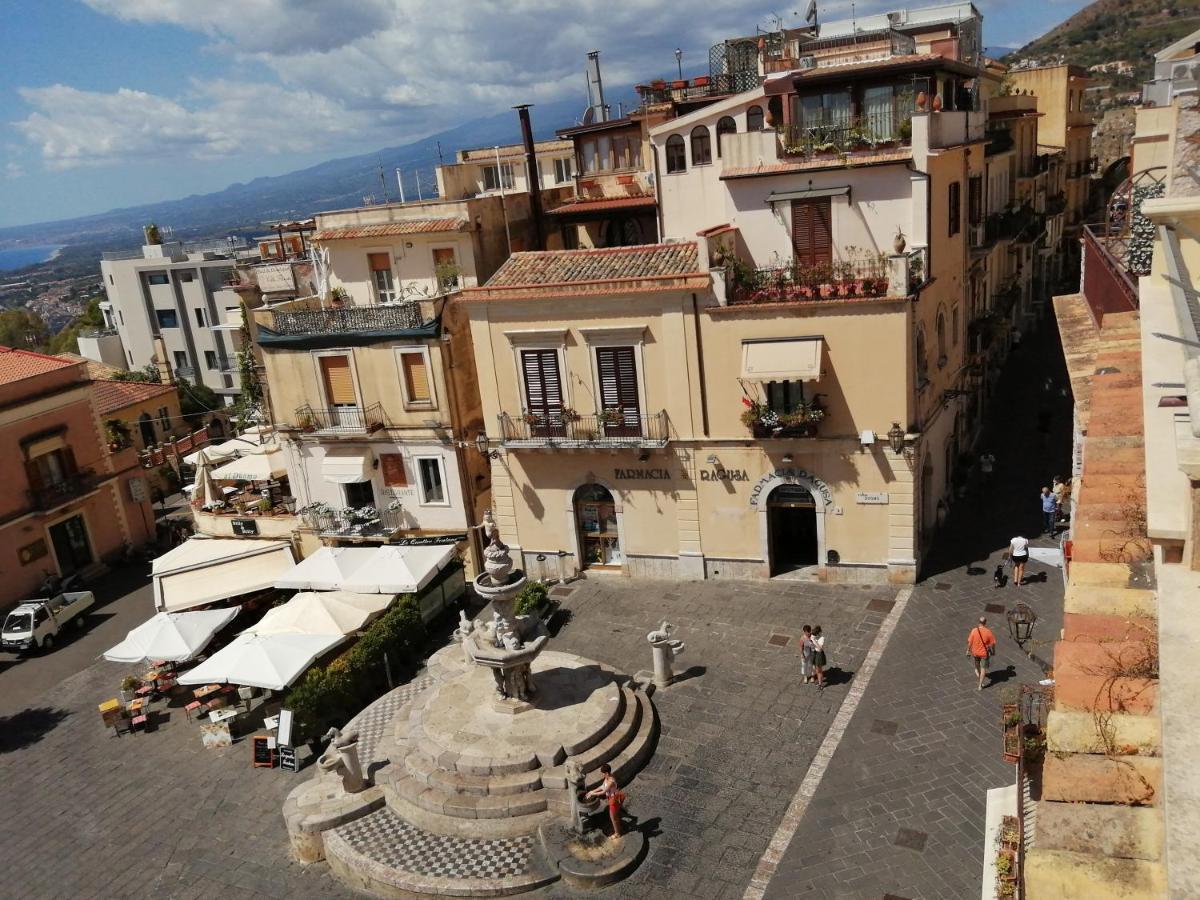Aly Art Apartment Taormina Duomo, Gulf & Etna View Dış mekan fotoğraf