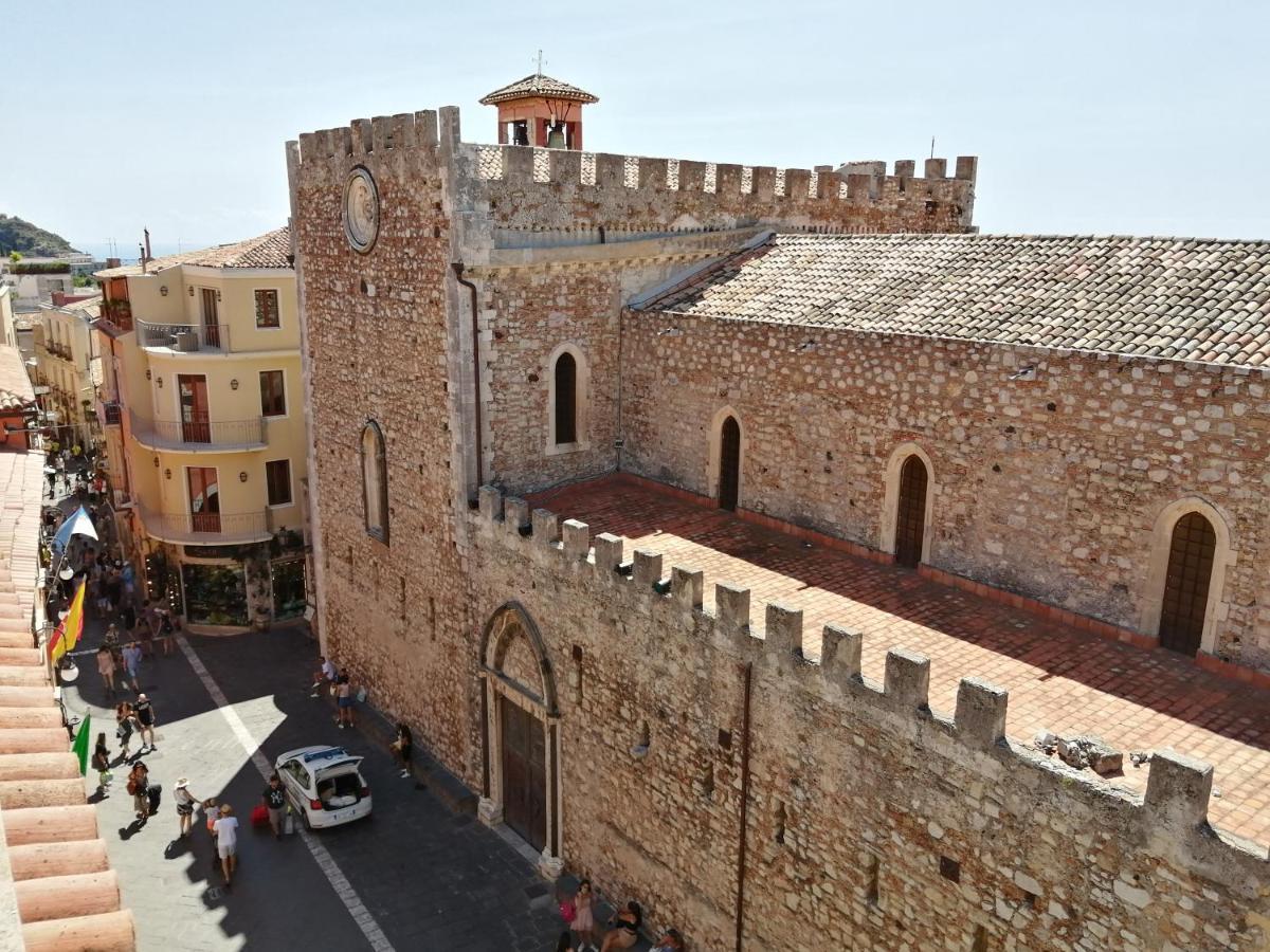 Aly Art Apartment Taormina Duomo, Gulf & Etna View Dış mekan fotoğraf
