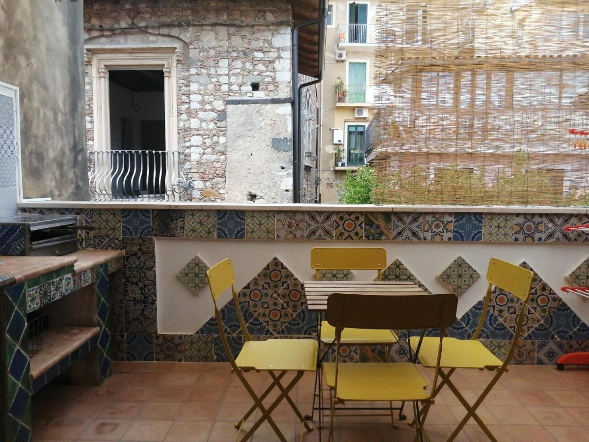 Aly Art Apartment Taormina Duomo, Gulf & Etna View Dış mekan fotoğraf