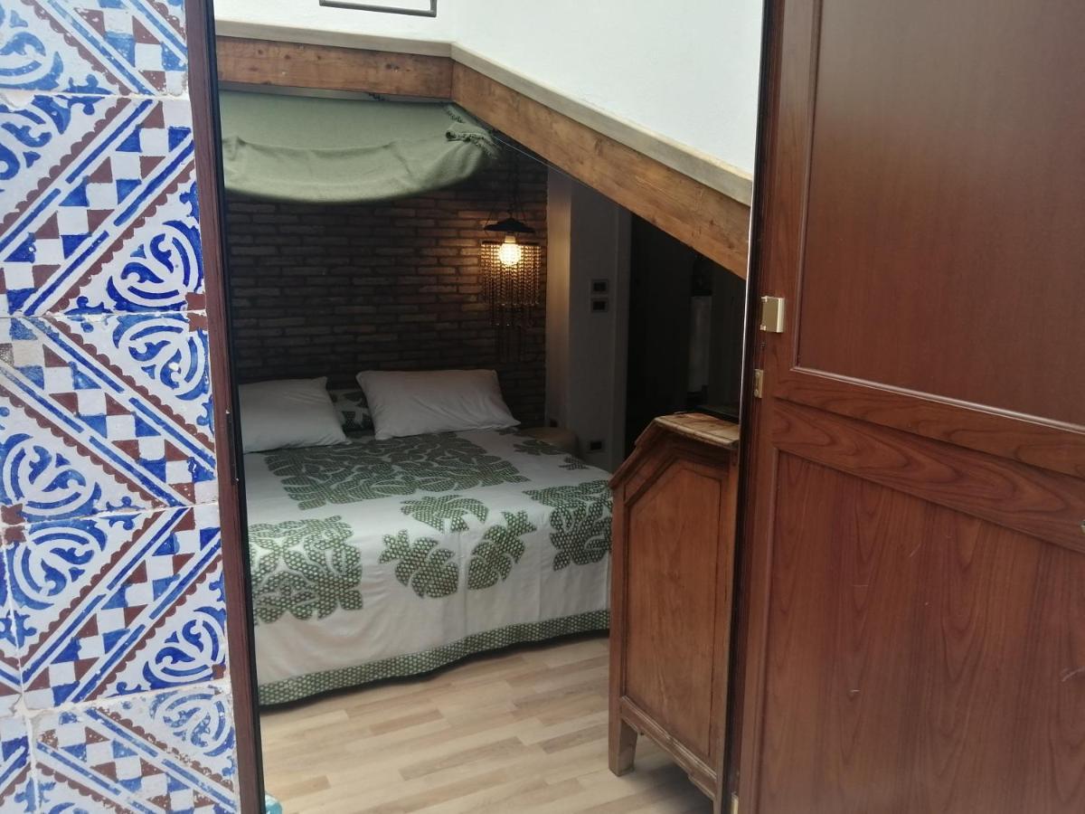 Aly Art Apartment Taormina Duomo, Gulf & Etna View Dış mekan fotoğraf