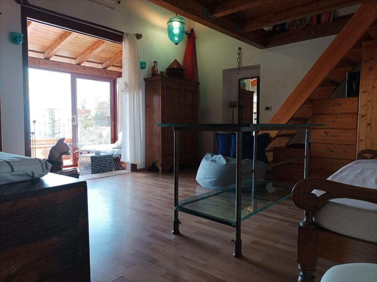 Aly Art Apartment Taormina Duomo, Gulf & Etna View Dış mekan fotoğraf
