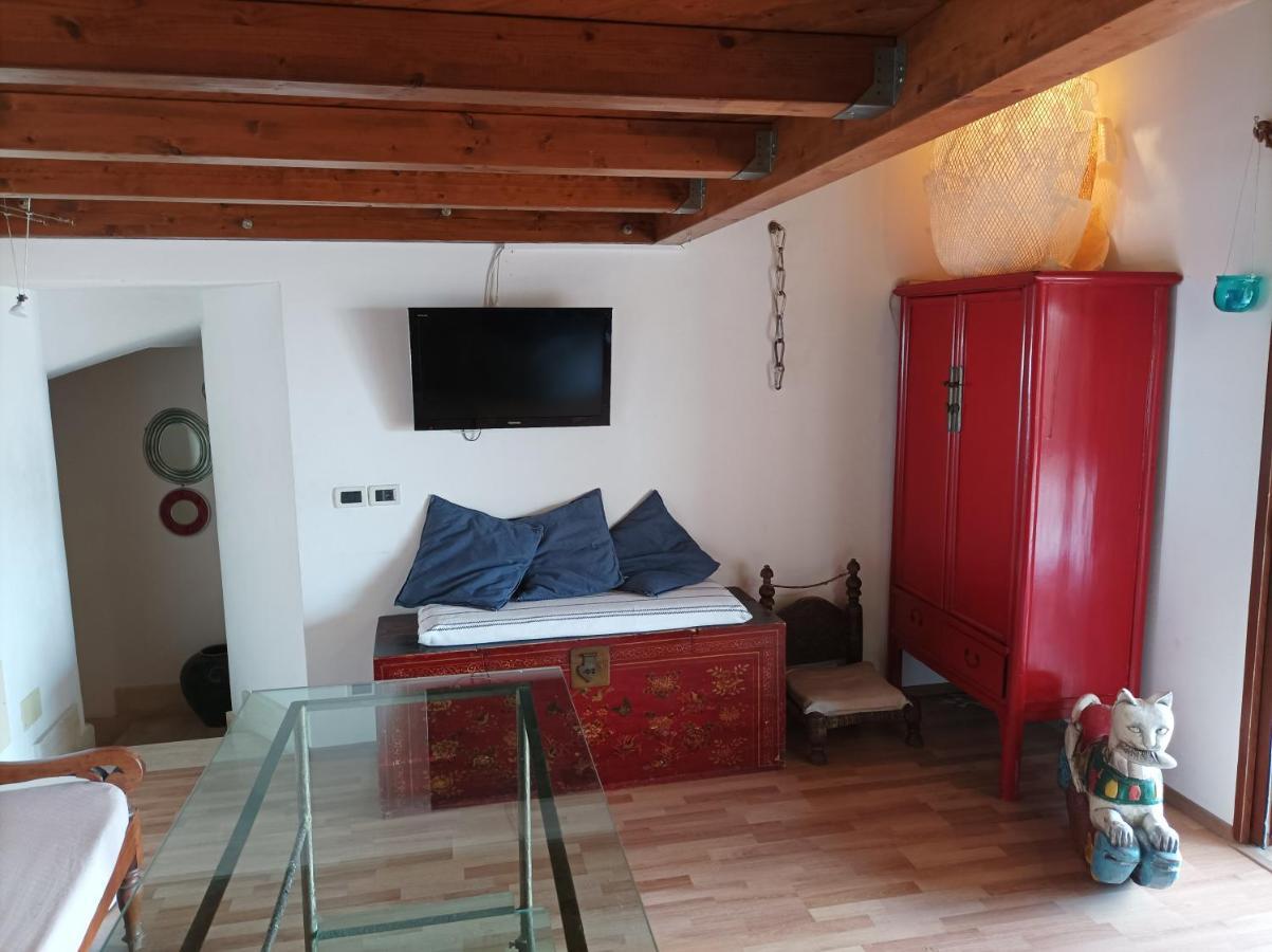 Aly Art Apartment Taormina Duomo, Gulf & Etna View Dış mekan fotoğraf